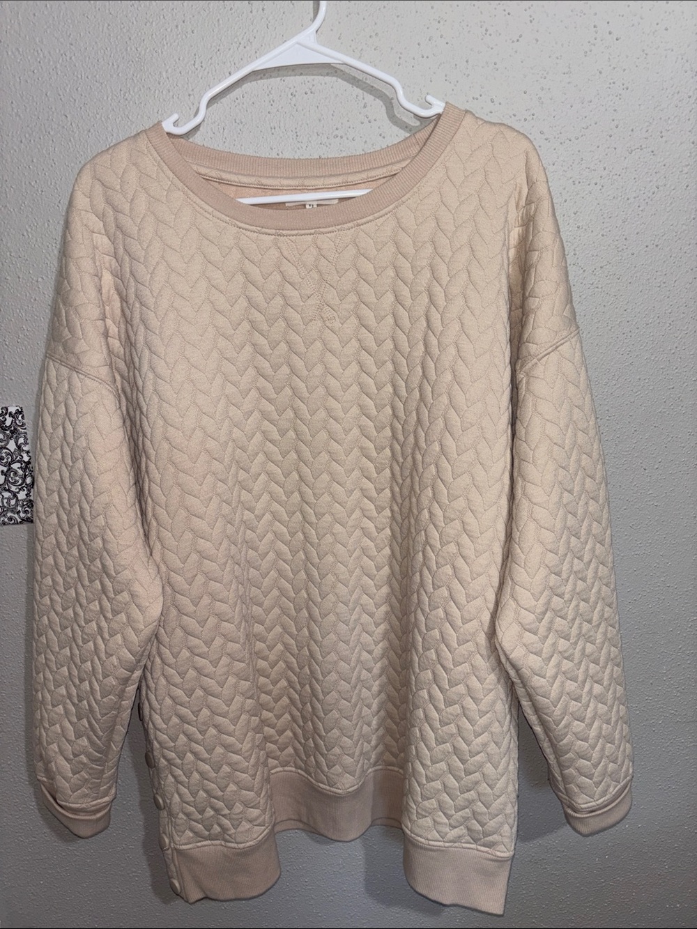 Quilted Snap Button Relaxed Fit Sweatshirt from Maurices (size X-Large)